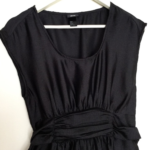 H&M Black Dress - Picture 3 of 9
